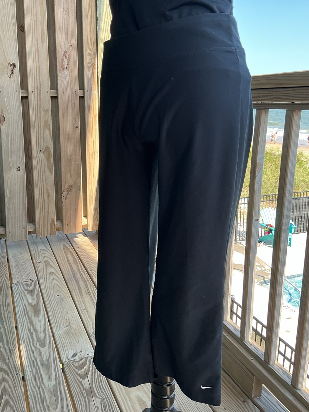 Nike Cropped Dri-FIT Capri Yoga Pants